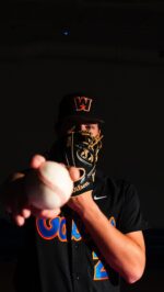 Gators 02 Wilson Ball Peek